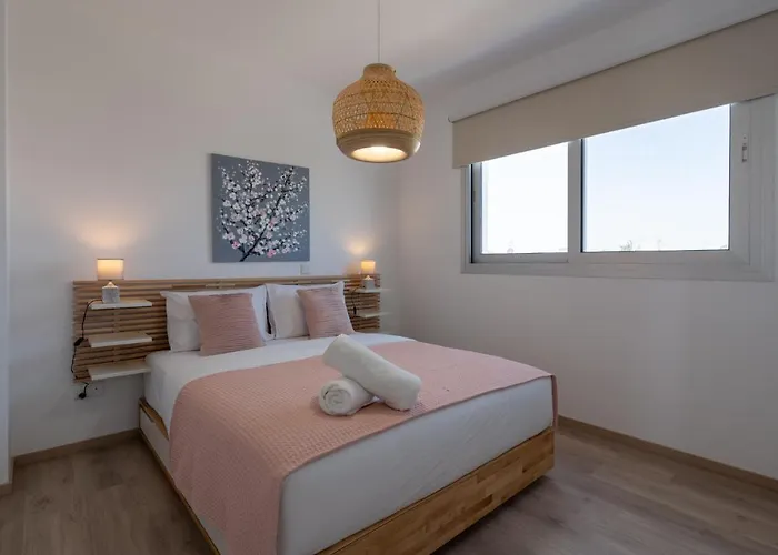 Апартаменти Harmonia 2-br In Livadia *