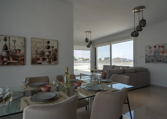 Апартаменти Harmonia 2-br In Livadia