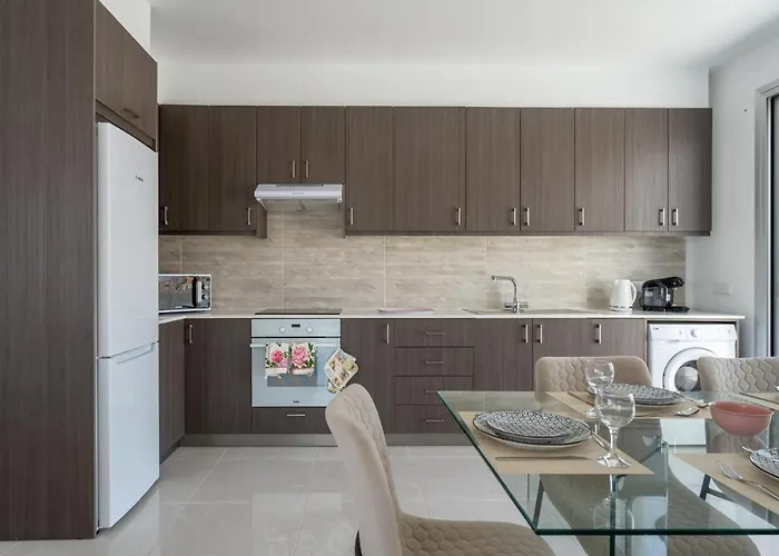 Harmonia 2-br In Livadia *