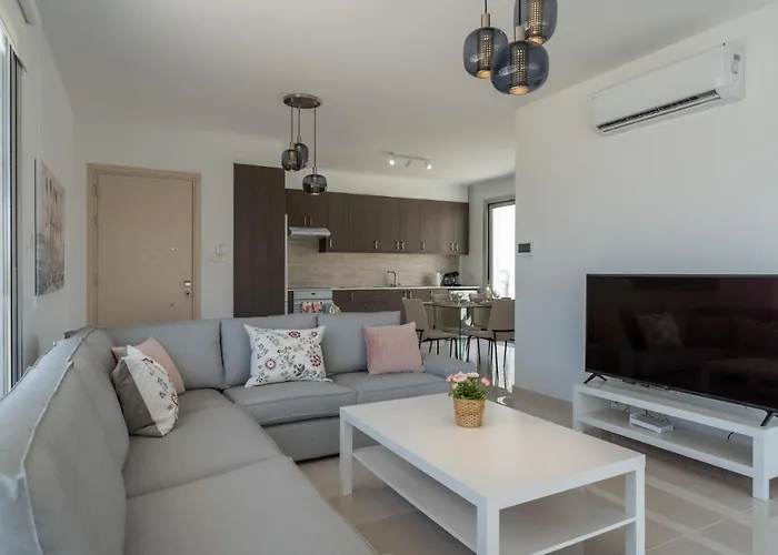Апартаменти Harmonia 2-br In Livadia
